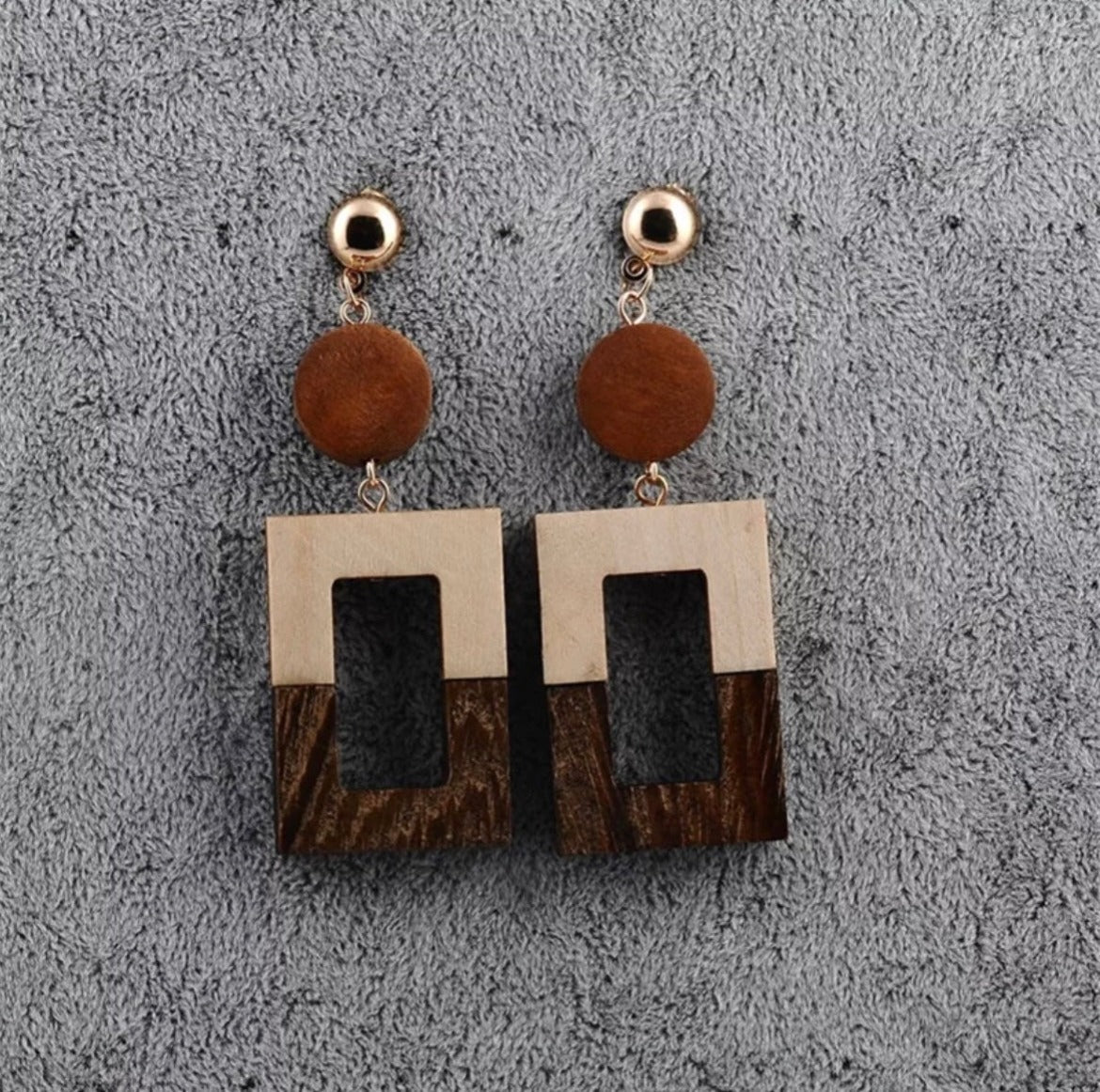 BEIGE AND BROWN RECTANGLE SHAPED WOODEN EARRINGS